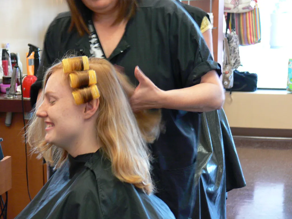 Kilis Gelin Kuaförü Tavsiye: Seçmeden Önce Bakılacaklar — melissa getting the curls