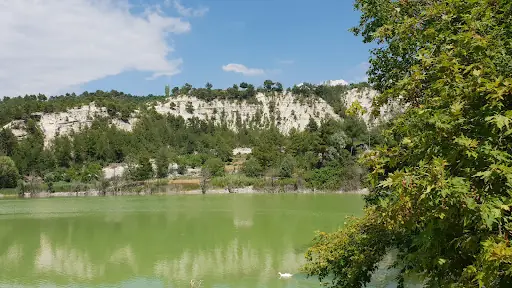 Kolak Gölü Piknik ve Kamp Alanı