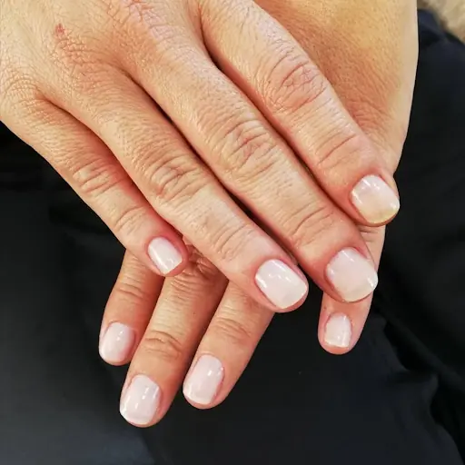 Diva Saç Tasarım Ve Güzellik Salonu