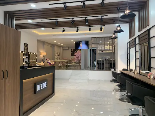 THE BLONDE Hair Studio ( Umut Laçın )