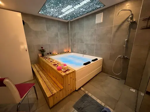 Uşak Beyaz Spa & Masaj Salonu 2
