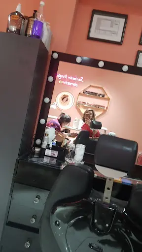Günel Güzellik Salonu – Tırnak / Nail Studio, İstanbul