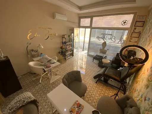 Eker Beauty protez tırnak ve kalıcı makyaj
