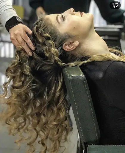 GÜL BAYAN KUAFÖR 3