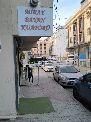 Miray Bayan Kuaförü Arnavutköy Kadın Kuaförü