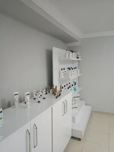 Bensu Taşbaş Güzellik Salonu 4
