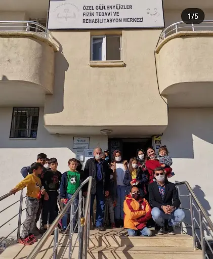 ÖZEL GÜLEN YÜZLER ÖZEL EĞİTİM VE REHABİLİTASYON MERKEZİ 2