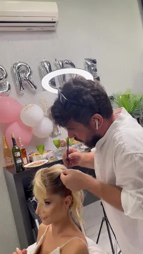 Selçuk Reisoğlu Hair Artist Kuaför ve Güzellik Salonu 3
