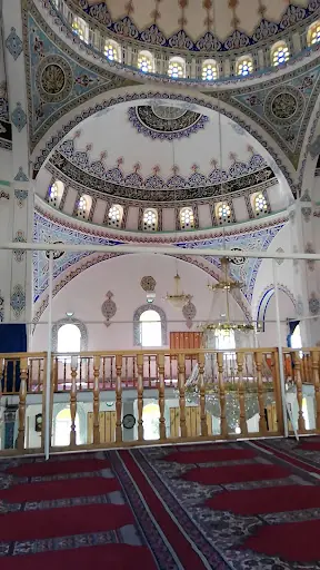 Merkez Cami