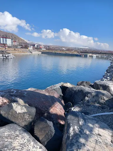 Tugba Bayan Kuaförü 2
