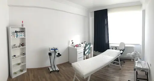Atakum Dünya Güzellik Merkezi