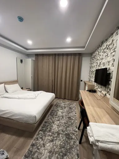 Yaren Otel