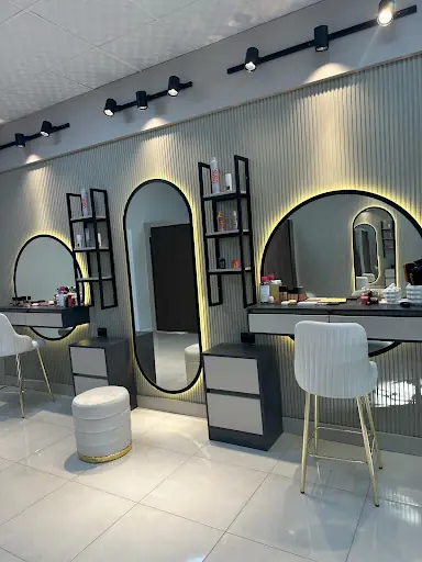 GLAM MAKEUP STUDİO 2