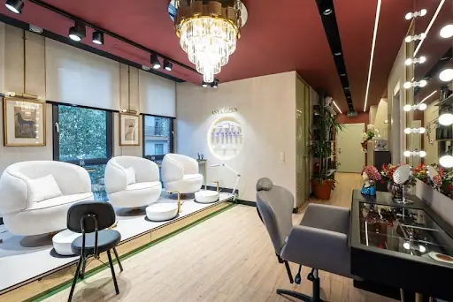 Asya Özen | Nail & Foot Therapy 2