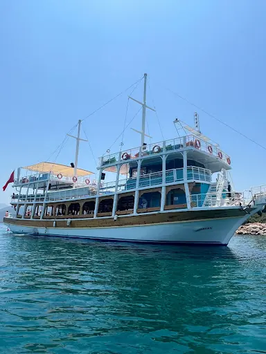Akyaka Borahan Gezi Teknesi