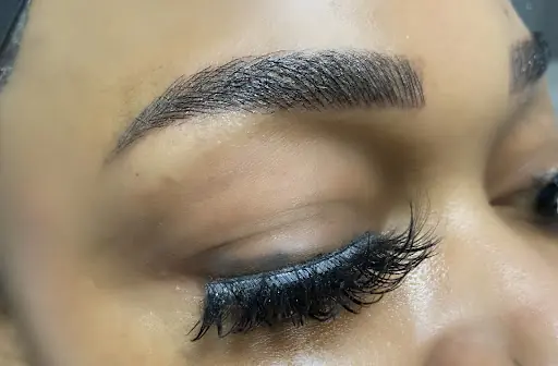 Hülya Çil | Beauty Expert & Permanent Makeup Artist 4