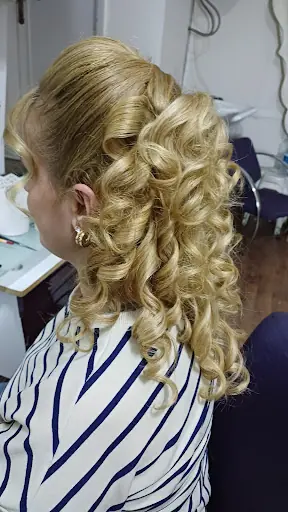 Moda bayan kuaförü (güngör kuaför)