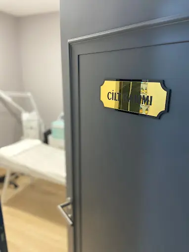 City Clinic Esenyurt Lazer Epilasyon Bölgesel İncelme ve Cilt Bakım Merkezi 4
