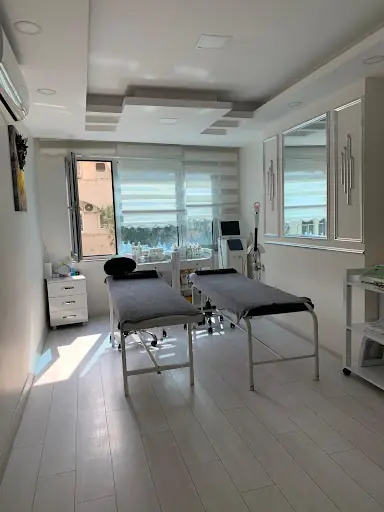 DR WOMEN GÜZELLİK MERKEZİ 4