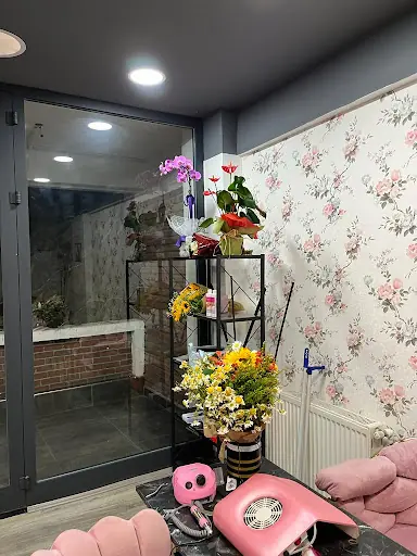 Özge Erman Güzellik ve Estetik Salonu