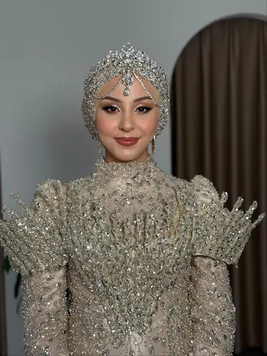 Kader Zollu Makeup & Hair Studio 4