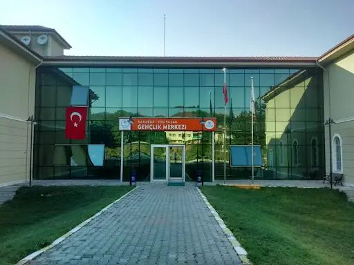 GSB ESKİPAZAR GENÇLİK MERKEZİ 2