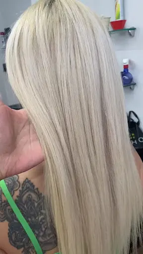 Salon Esse Bayan Kuaförü Mikro Kaynak Ve Ombre Merkezi 4
