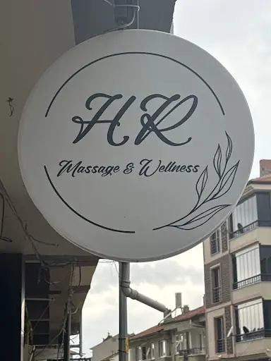HR Massage and Wellness 4