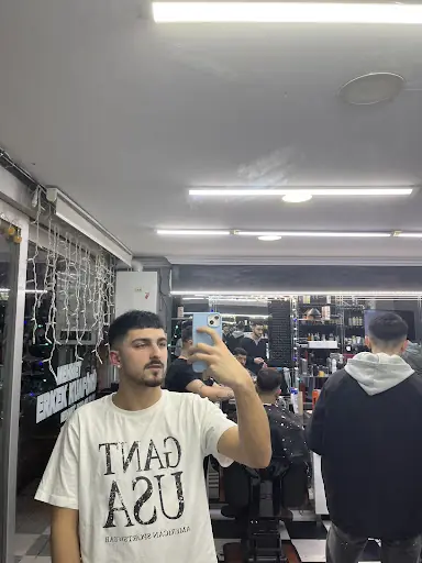 Mehmet Erkek Kuaförü 4