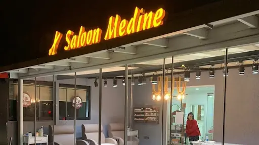 Salon Medine 4