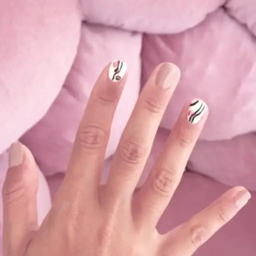 Nail Studio Gülşah Özel- Mimaroba Protez Tırnak 3