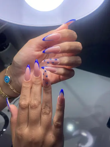 ÇİÇEK BEAUTY & NAİL TAKSİM