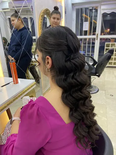 Stil Kuaför ve Güzellik Salonu 4