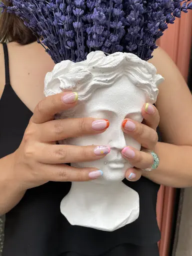 Pink Pumpkin Nail Bar 4