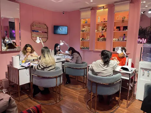 Merve Küpeli Beauty 4