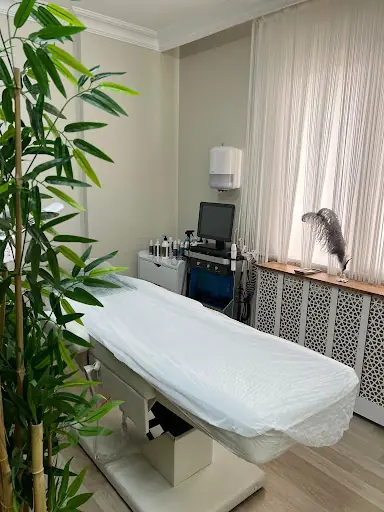 Ayşenur Taş Beauty Saloon 5