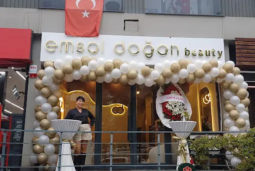 EMSAL DOĞAN ACIBADEM – Tırnak / Nail Studio, İstanbul (4. fotoğraf)