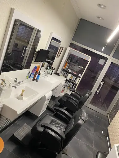 Turgay Erkek Kuaförü 4