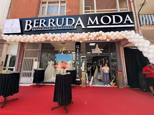 BERRUDA MODA Gelinlik Nişanlik Bindallı Kinalik 2