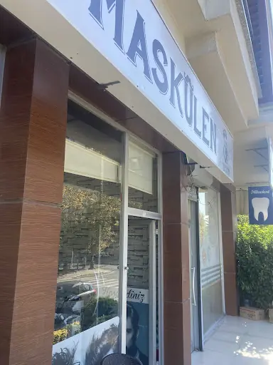 MASKÜLEN ERKEK KUAFÖRÜ