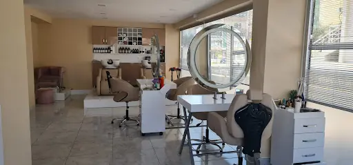 Güzellik Salonu - Deniz Sarıaltun Beauty