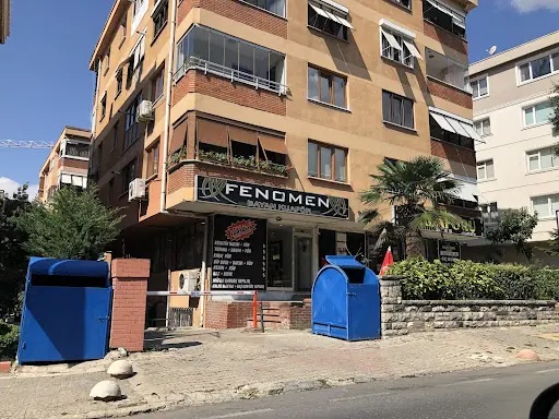 Fenomen Bayan Kuaförü – Tırnak / Nail Studio, Ataşehir, İstanbul
