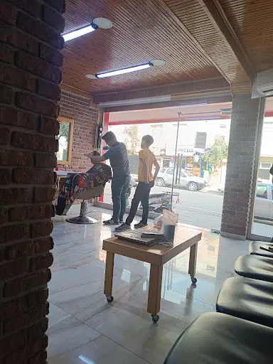 BERKİN ALİ Erkek Kuaförü ALİKarakılçık 3