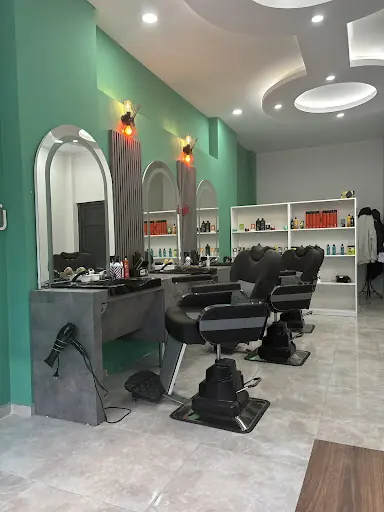 Anıl Tarakcıoğlu Hair Studio 3