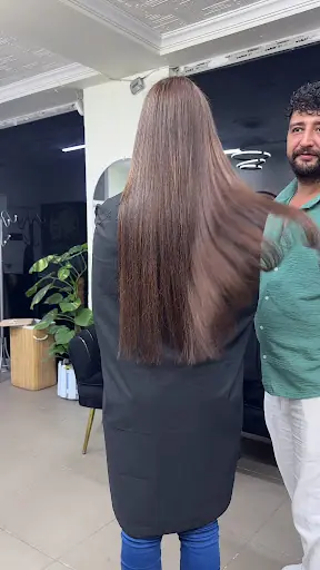 Enis Aydınlı Bayan Kuaförü 3