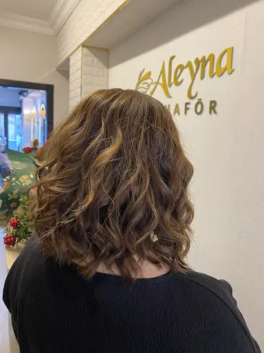 Aleyna kuaför 4