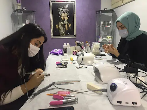 Sibel Demir Güzellik Akademisi 3