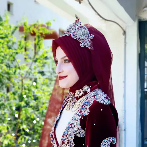 Firuze Bayan Kuaförü 4