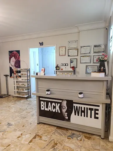 Black White Güzellik Salonu. Cansu KÖZİG