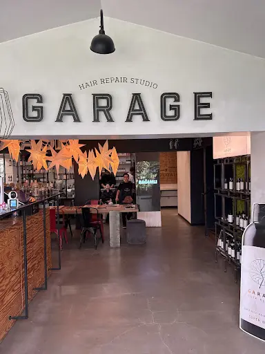 Garage Hair Repair Studio Levent İstanbul Kuaför Salonu